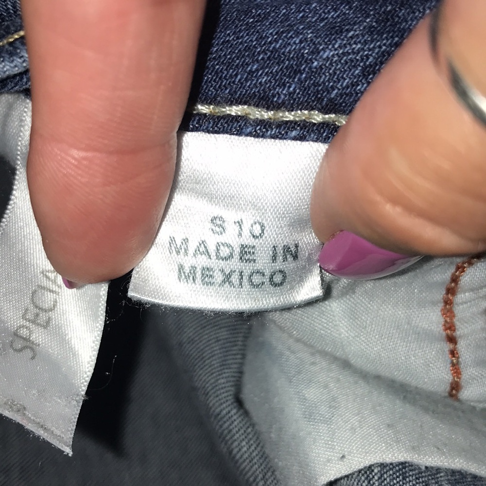 Eddie Bauer Slightly Curvy Straight Leg Jeans - Picture 6 of 7